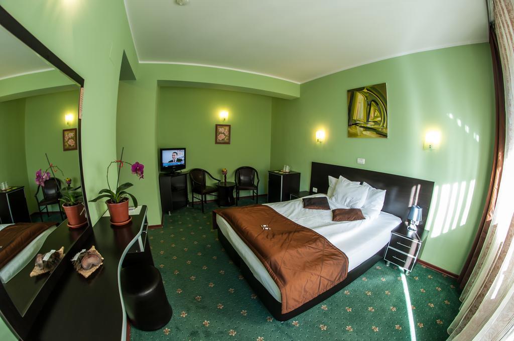 Hotel Carpatic à Predeal Chambre photo