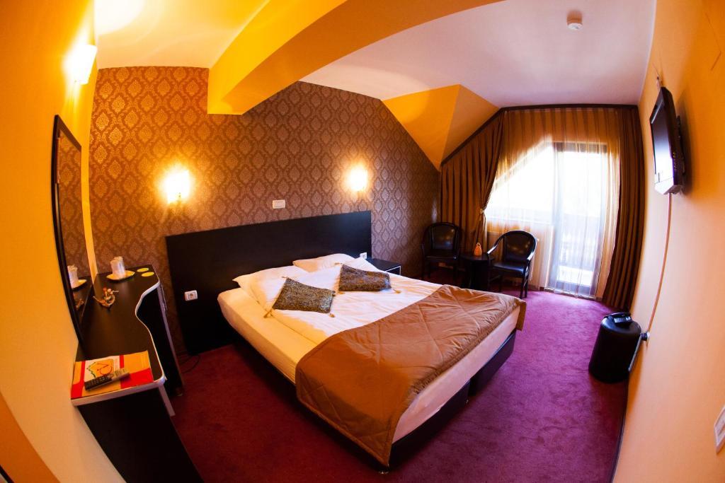 Hotel Carpatic à Predeal Chambre photo